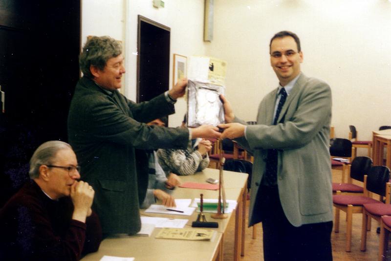 Georg Zippert mit seinem Nachfolger Jan-Paul Ritscher 2003